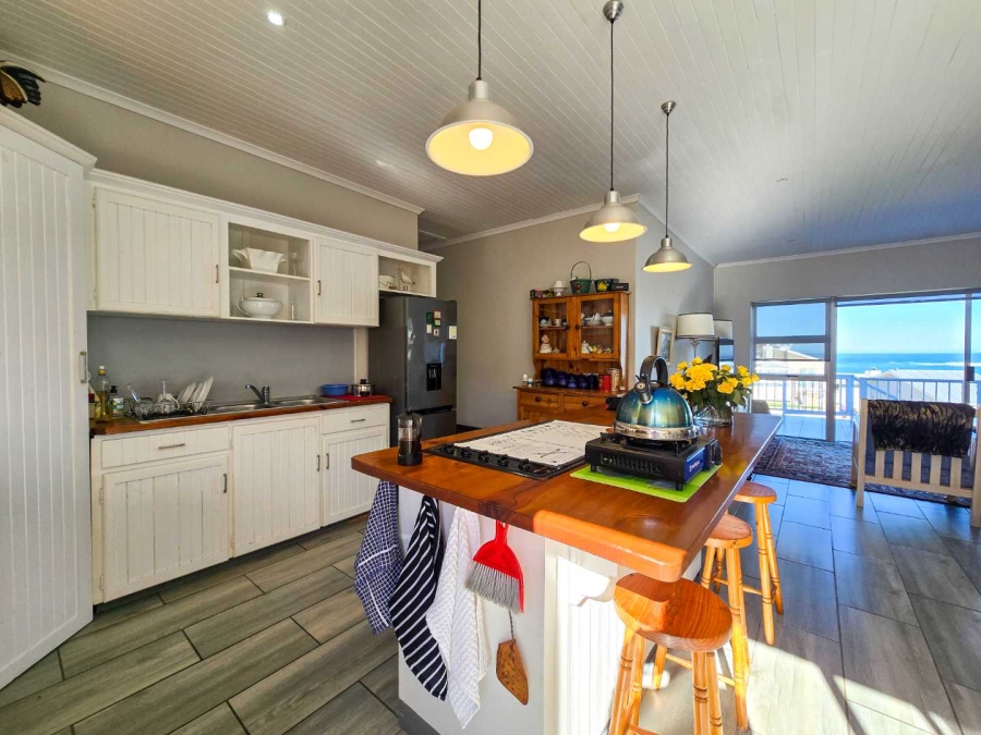 4 Bedroom Property for Sale in Jongensfontein Western Cape